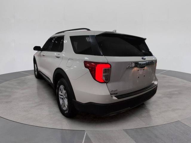 Certified 2023 Ford Explorer XLT w/ Equipment Group 202A AWD/4WD image 4