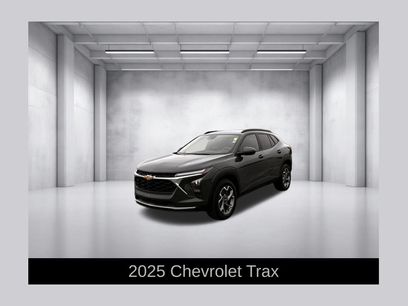 Used 2025 Chevrolet Trax LT
