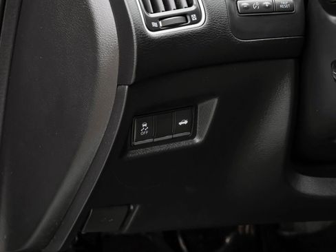 Used 2017 INFINITI Q60 3.0t w/ Premium Plus Package 3.0T image 31