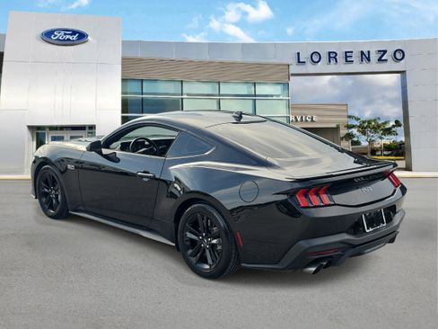 Used 2024 Ford Mustang GT RWD image 6