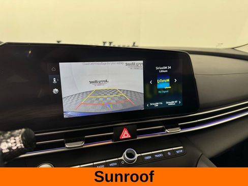 Used 2024 Hyundai Elantra SEL w/ Convenience Package image 5