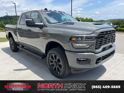 New 2026 RAM 2500 Tradesman AWD/4WD image 29