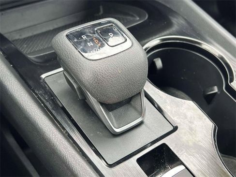 Used 2023 Nissan Rogue SV w/ SV Premium Package image 26