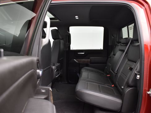 Used 2021 GMC Sierra 3500 Denali w/ Denali Ultimate Package image 10