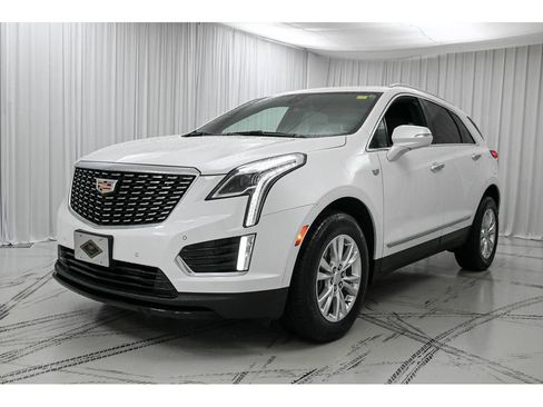 Certified 2023 Cadillac XT5 Luxury AWD/4WD image 4