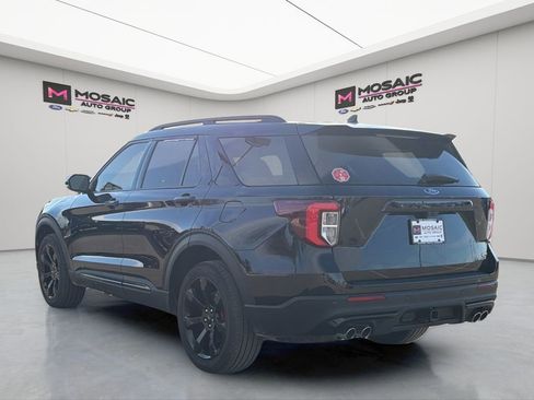Used 2023 Ford Explorer ST w/ Equipment Group 401A image 5
