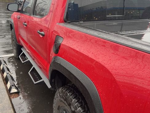 Used 2017 Toyota Tacoma TRD Pro image 12