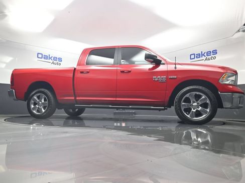 Used 2019 RAM 1500 Big Horn AWD/4WD image 38