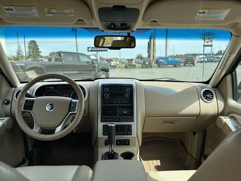 Used 2010 Mercury Mountaineer AWD image 22