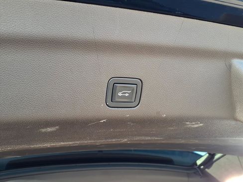 Certified 2023 Cadillac Escalade ESV Sport w/ Touring Package image 14