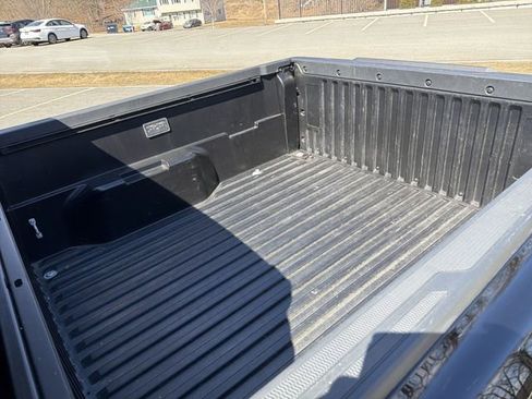 Used 2024 Toyota Tacoma TRD Off-Road image 27