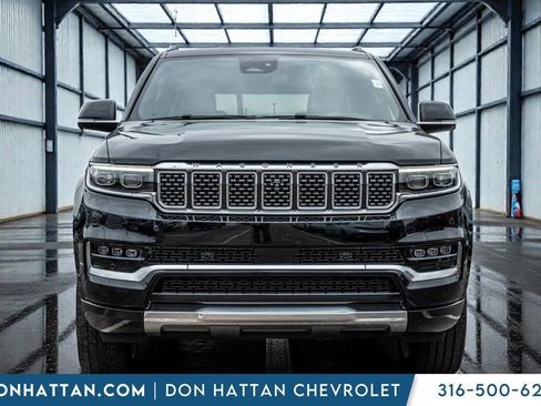 Used 2023 Jeep Grand Wagoneer Series II AWD/4WD image 43