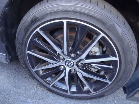 Used 2024 Toyota Camry SE image 17