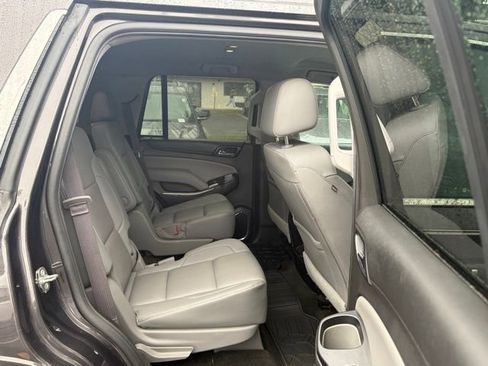 Used 2017 Chevrolet Tahoe LT w/ Luxury Package AWD/4WD image 29