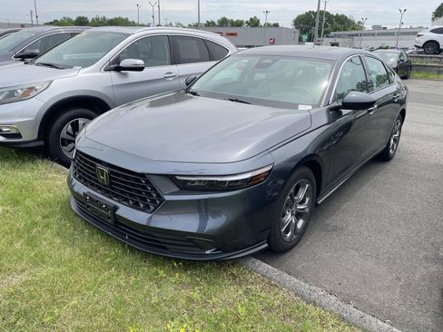 Used 2024 Honda Accord EX image 3
