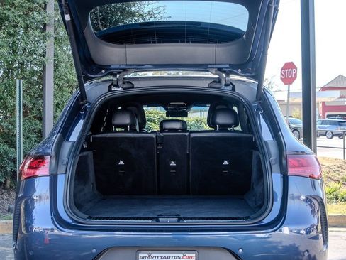 Used 2023 Mercedes-Benz EQE 350+ 4MATIC SUV w/ Pinnacle Trim Package image 25