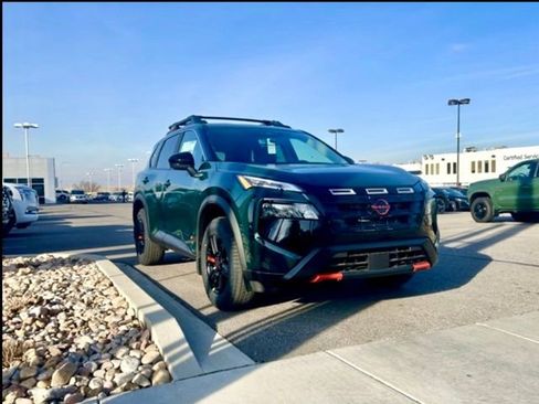 New 2026 Nissan Rogue SV AWD/4WD image 3