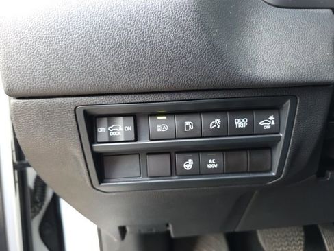 Used 2025 Toyota Sequoia Limited image 13