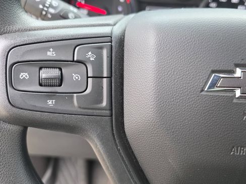 Used 2025 Chevrolet Silverado 1500 Custom Trail Boss w/ LPO, Dark Essentials Package AWD/4WD image 15