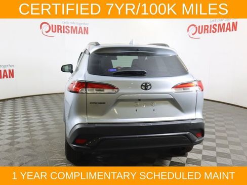 Used 2023 Toyota Corolla Cross AWD Hybrid image 8
