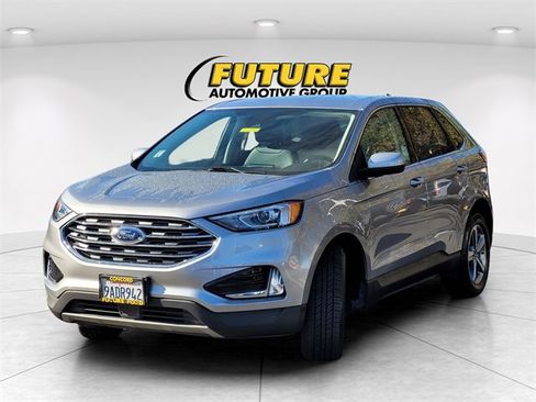 Used 2022 Ford Edge SEL w/ Convenience Package image 5