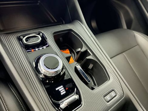 New 2026 Jeep Cherokee Limited AWD/4WD image 17