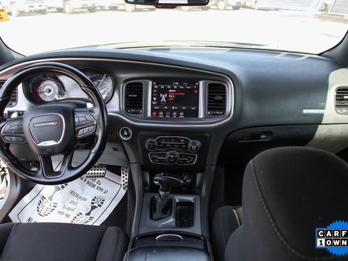 Used 2020 Dodge Charger R/T w/ Blacktop Package image 21