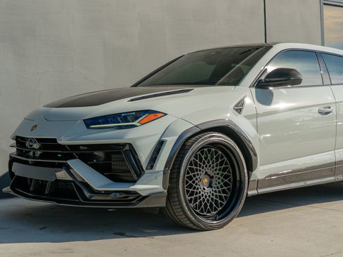 Used 2024 Lamborghini Urus Performante image 17
