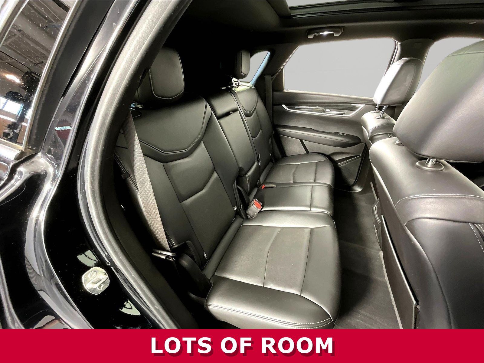 Used 2022 Cadillac XT5 Premium Luxury FWD image 24