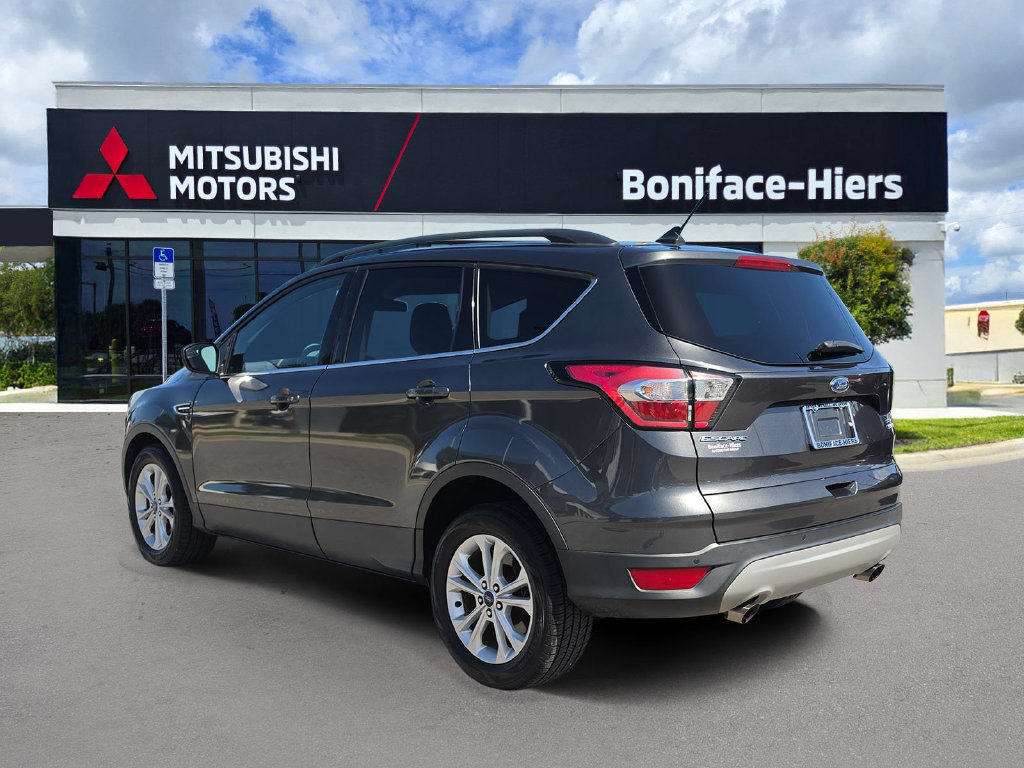 Used 2018 Ford Escape SEL FWD image 3