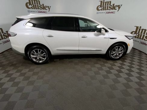 Certified 2024 Buick Enclave Essence w/ Experience Buick Package AWD/4WD image 9