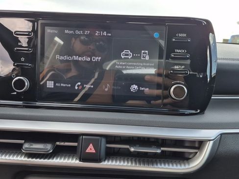 Used 2022 Kia K5 LXS image 10