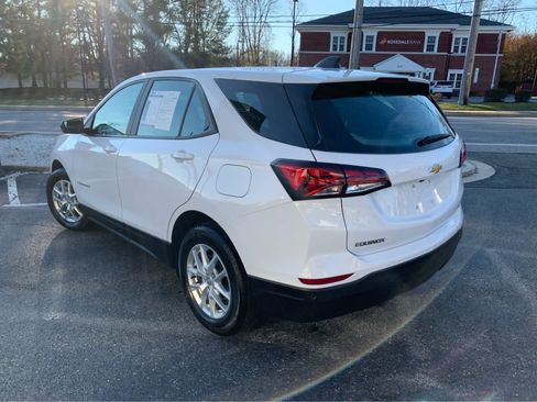 Used 2024 Chevrolet Equinox LS w/ Driver Confidence II Package image 4