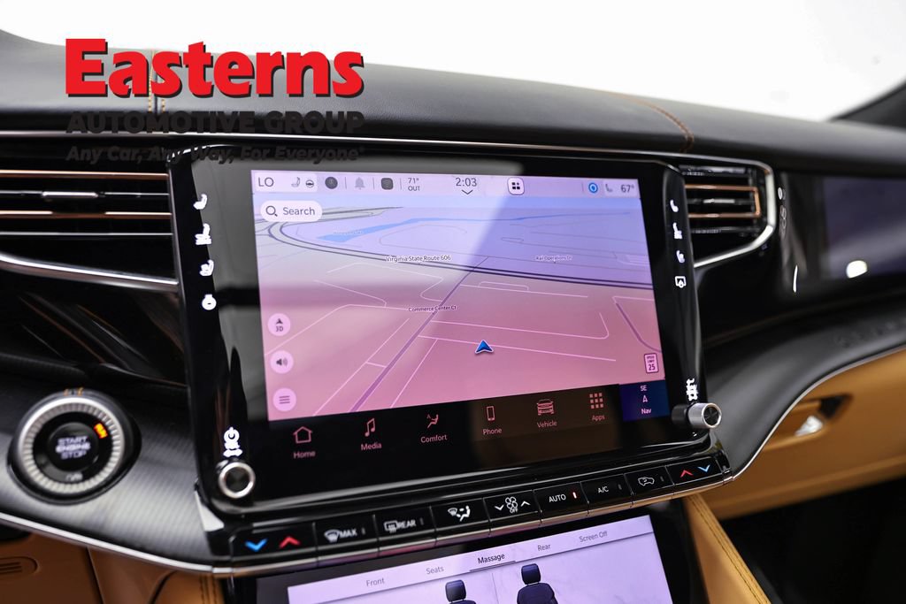 Used 2025 Jeep Grand Wagoneer Series III w/ Rear Seat Video Group 1 AWD/4WD image 19