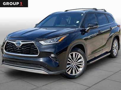 Used 2022 Toyota Highlander Platinum