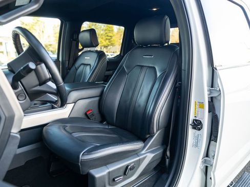 Used 2022 Ford F450 Platinum w/ FX4 Off-Road Package image 12