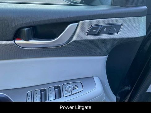 Used 2023 Hyundai Palisade SEL w/ Premium Package FWD image 14