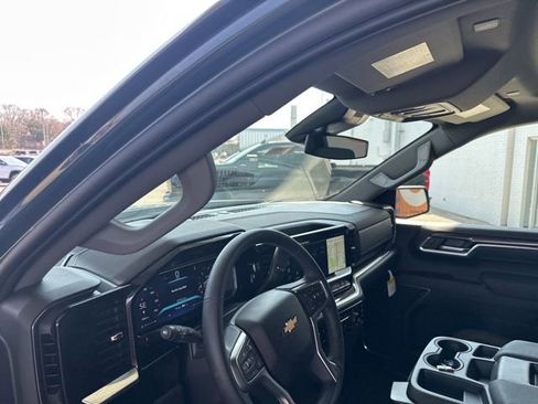 New 2026 Chevrolet Silverado 1500 LT AWD/4WD image 13