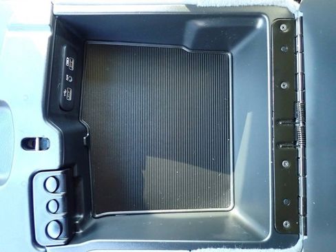 Used 2019 RAM 1500 Express image 26