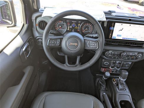 New 2026 Jeep Gladiator Mojave image 15