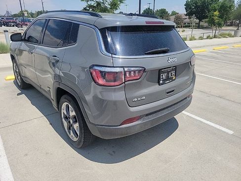 Used 2020 Jeep Compass Limited AWD/4WD image 7