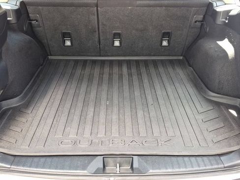 Used 2019 Subaru Outback 2.5i AWD/4WD image 30