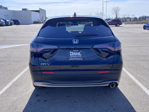 Used 2025 Honda HR-V Sport image 14