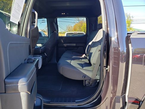 Used 2021 Ford F150 XLT w/ Equipment Group 302A High image 11