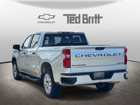 Used 2022 Chevrolet Silverado 1500 Custom w/ LPO, Dark Essentials Package AWD/4WD image 4
