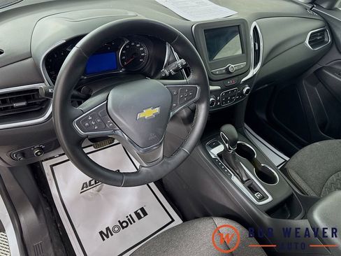 Used 2024 Chevrolet Equinox LT AWD/4WD image 11