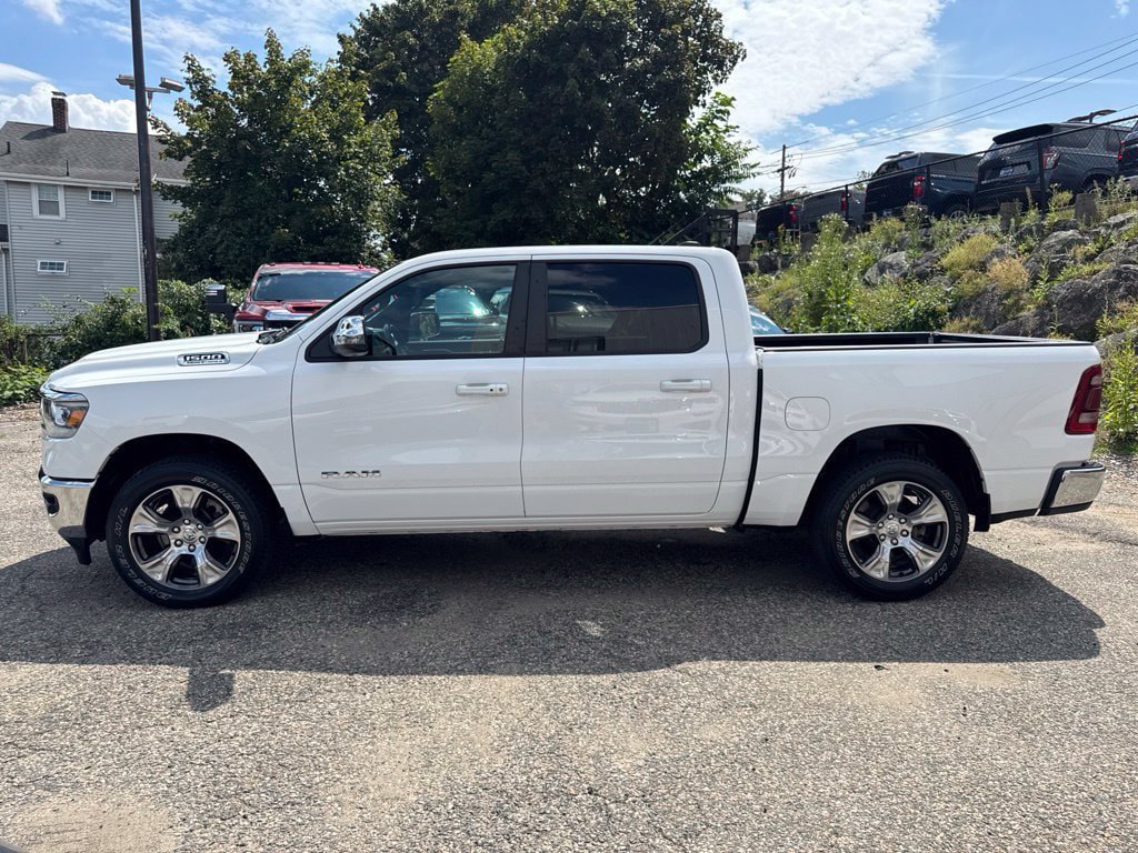 Used 2023 RAM 1500 Laramie AWD/4WD image 3