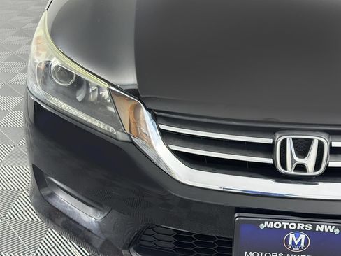 Used 2015 Honda Accord LX image 3