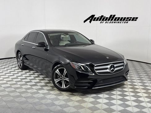 Used 2019 Mercedes-Benz E 300 4MATIC w/ Premium 1 Package image 1