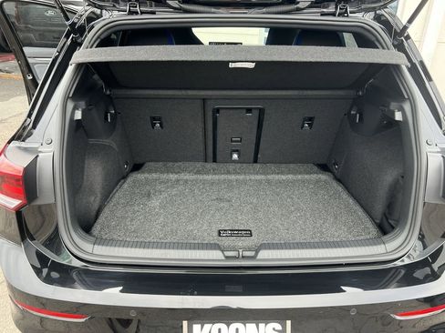 Used 2025 Volkswagen Golf R Black Edition image 25